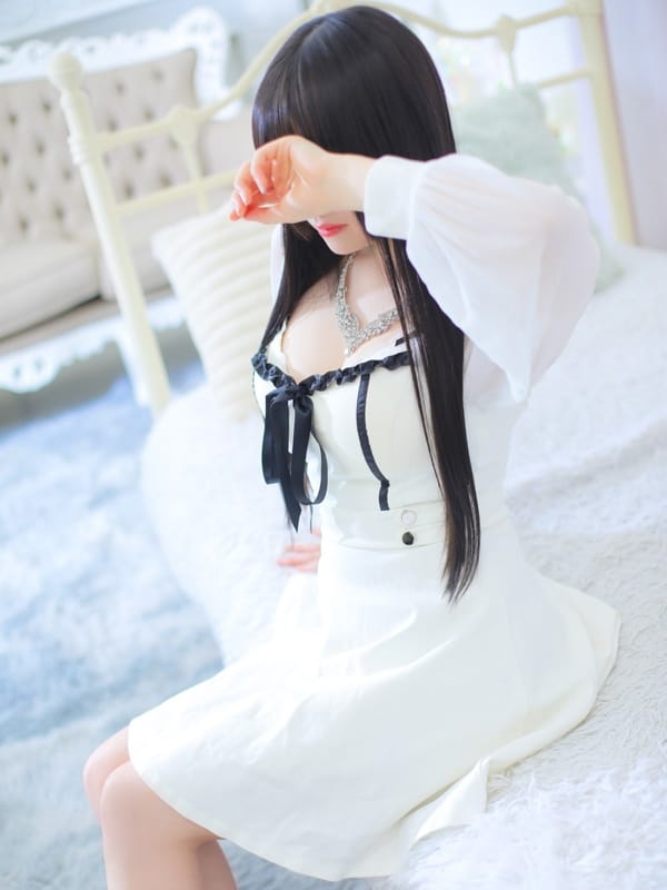 ねおん【無邪気過ぎる甘えん坊ガール♡】