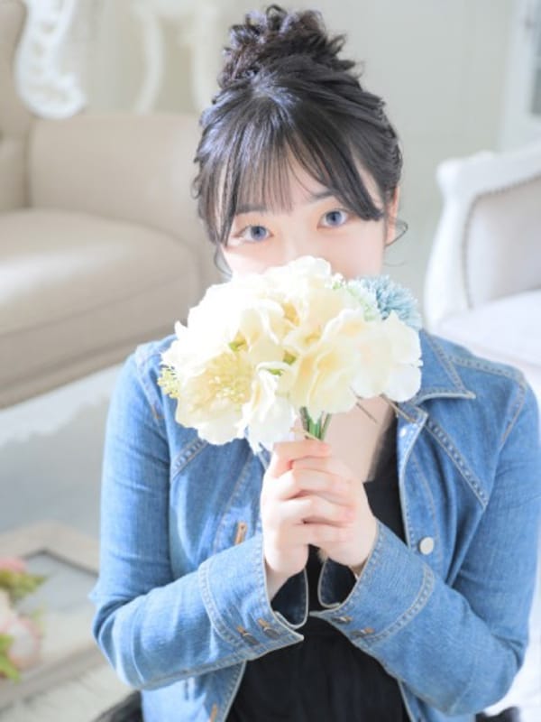 みき|摂津ホテヘルで今すぐ遊べる女の子