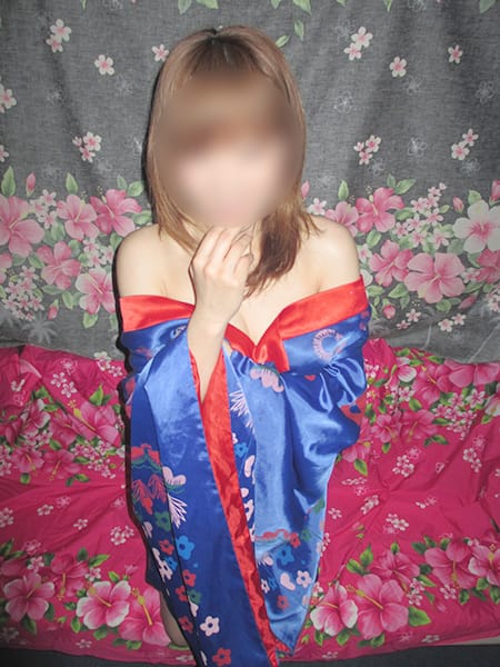 こはる|サーフラッシュでおすすめの女の子