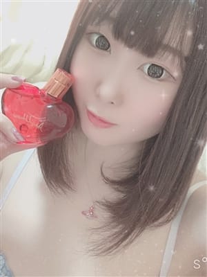 新人 なぎ