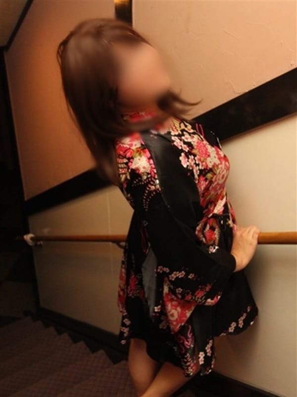 なお (丁寧で濃厚な時間)