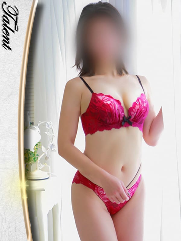 るな|タレントで評判の女の子