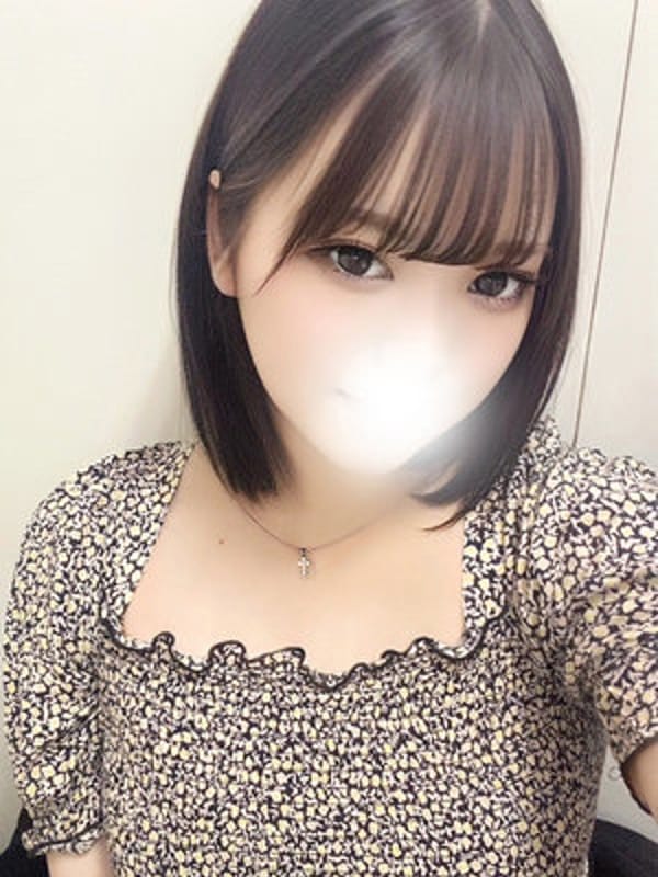 実ろあ【G乳！完全未経験！】